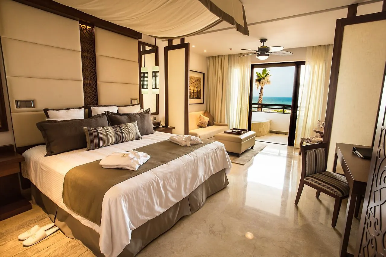 Secrets Playa Mujeres Golf & Spa Resort (Adults Only) Cancún