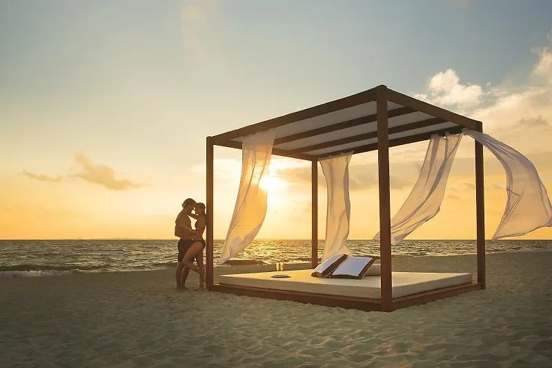 Secrets Playa Mujeres Golf & Spa Resort (Adults Only) Cancún