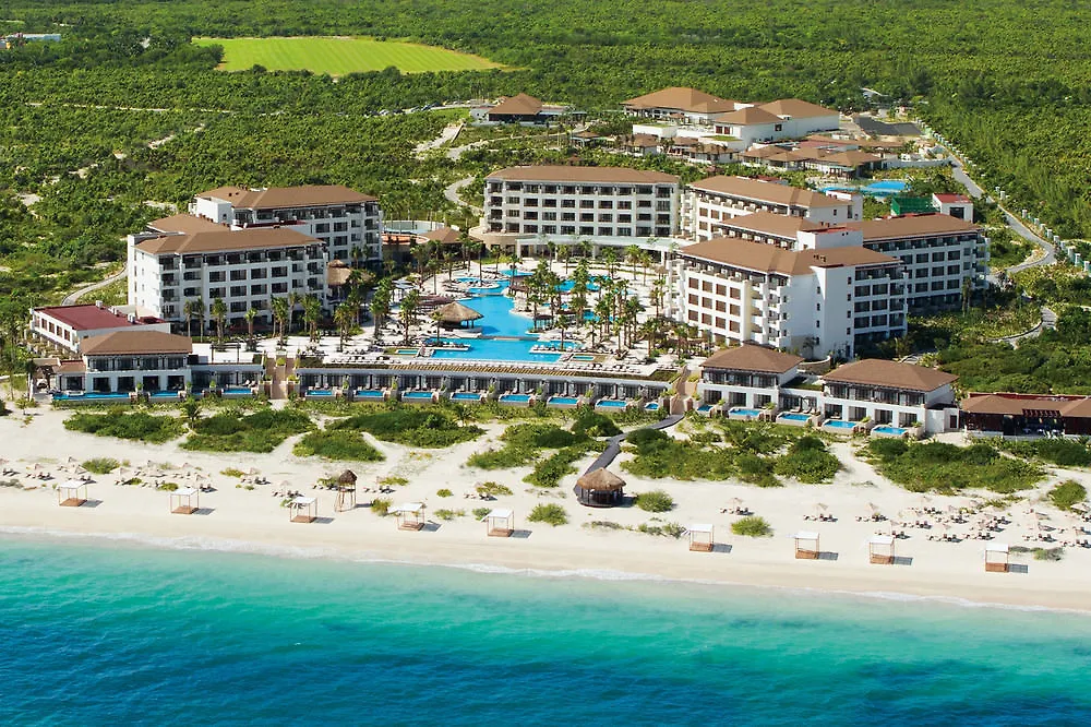 Secrets Playa Mujeres Golf & Spa Resort (Adults Only) 칸쿤
